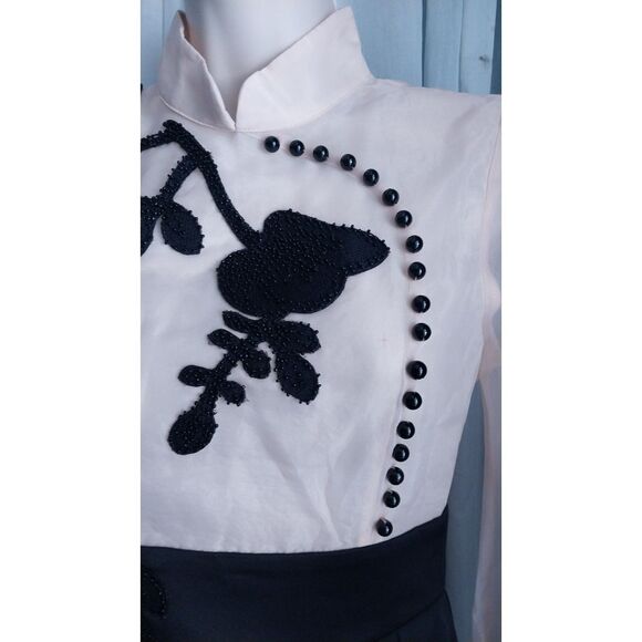 Vintage Organza Embroidery Turtleneck Beading Flare Long Sleeve Maxi Dress - Picture 8 of 11